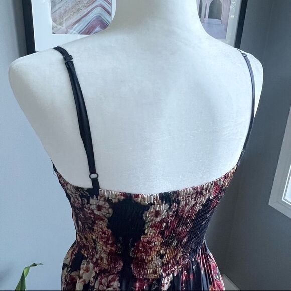 Band of Gypsies Navy Blue Floral Wide Leg Romper Jumpsuit Size Small - Picture 6 of 14